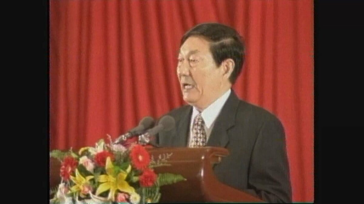中国 朱鎔基元首相の告別式行われる 習近平国家主席ら党幹部が出席