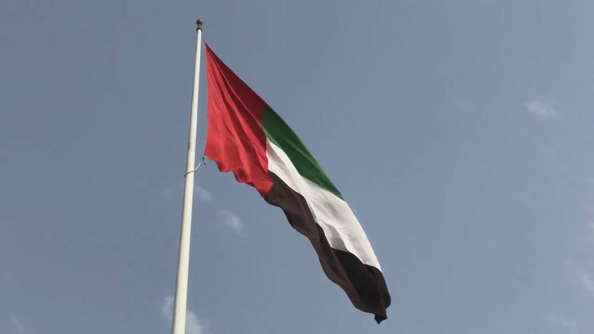 UAEがイランとの貿易・金融取引を停止 ミサイル発射めぐり対立深まる イランは否定