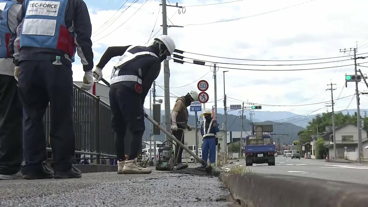 「手元の温度計で38℃」熊本地震 新学期を前に通学路の修繕工事が急ピッチで進む「元気に通学してもらえるように」