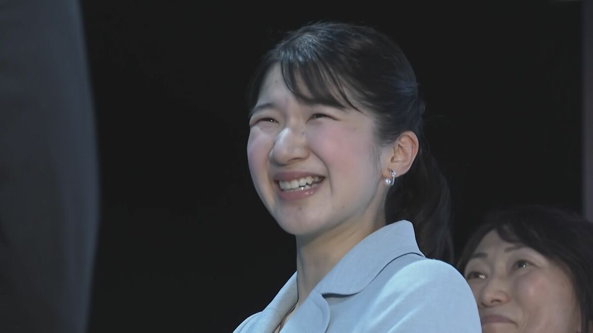 愛子さま “琵琶湖のヌシ”ビワコオオナマズと対面「水深どのくらいにいるんですか」 午後には福祉施設や防災センターへ 滋賀訪問