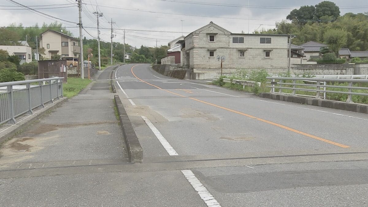原付バイクがトラックにはねられ、バイクの男性(64)が死亡 信号機と標識のない交差点 宇都宮市 栃木県警