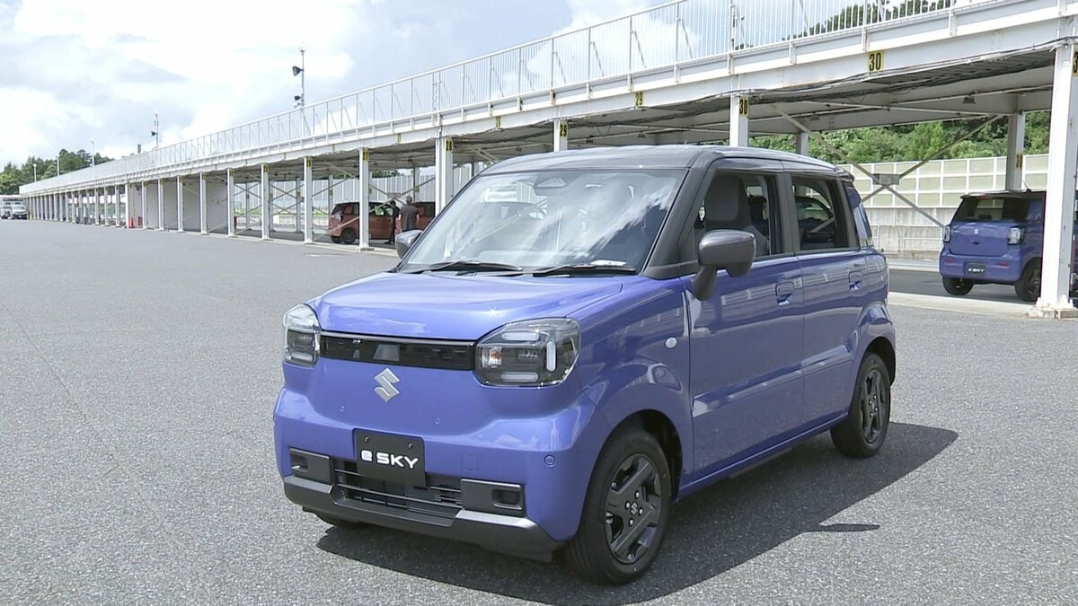スズキ初の軽乗用EVを公開 4割の「軽」市場でEV競争本格化