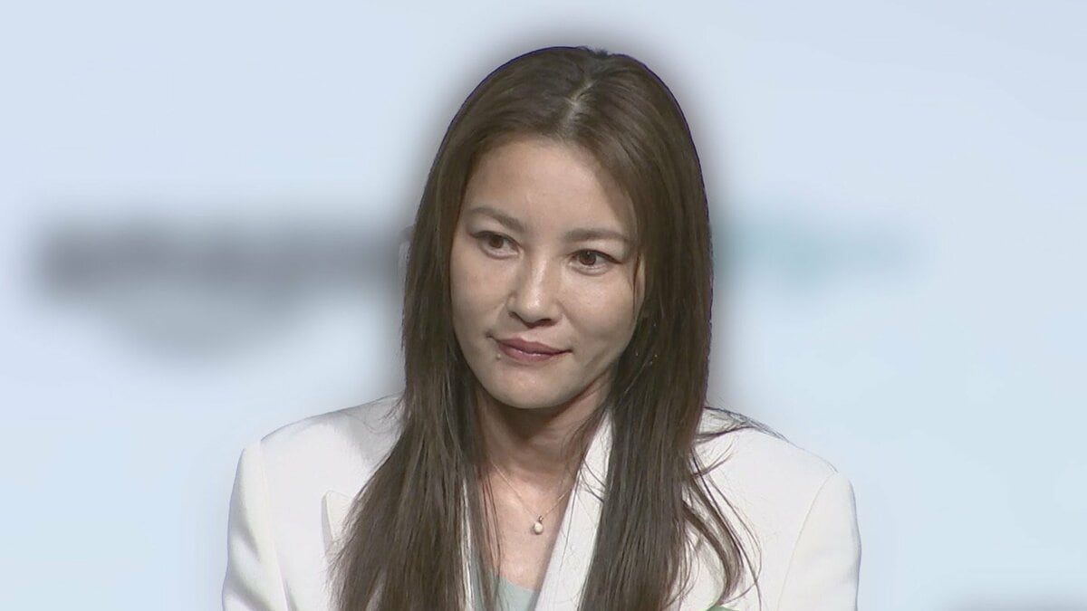 【 瀬戸朝香 】 自身の “不注意により” 第一腰椎骨折で一時休養を発表 「今は治療と療養に専念してまいります」 SNSで謝罪と報告