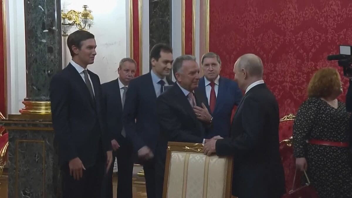 プーチン大統領とウィットコフ特使らがモスクワで会談　米代表団の戦争終結に向け‌た提案を協議か