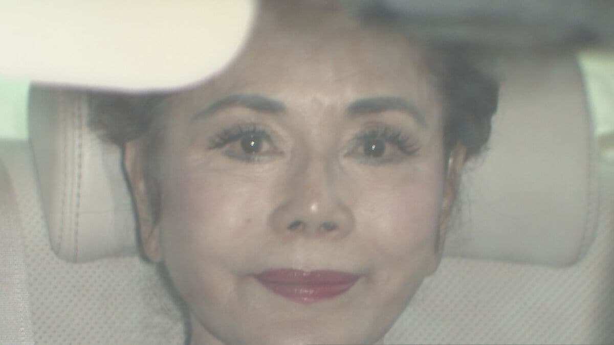 【速報】暴行の罪に問われたデヴィ夫人(86)に検察側は罰金20万円を求刑 東京地裁