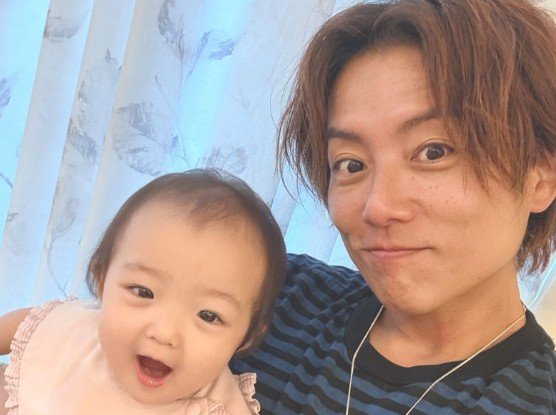【 杉浦太陽 】1歳の夢空ちゃんにデレデレ「足ハグ たまらんよね」「家で癒されて、また仕事も頑張れる」