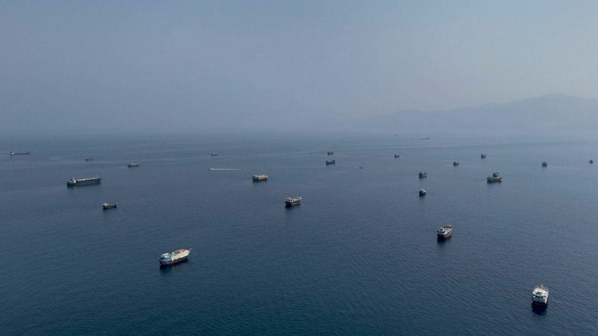 米軍がホルムズ海峡で秘密裏に4か月にわたる機雷除去任務　英紙FT報じる
