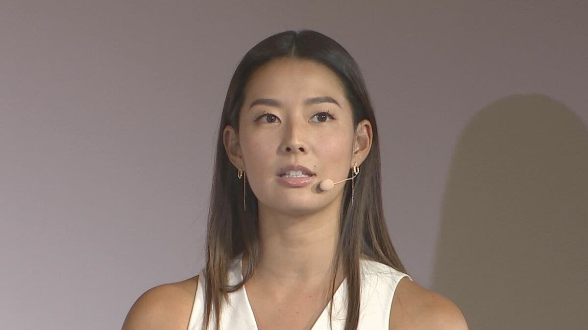 【すみれ】すっくすく長男の成長に笑顔〝野球・ゴルフもいいけど陸上も〟父・石田純一も電車通勤で頑張ってます〝あれだけバブル時代にいらしたのに(笑)〟