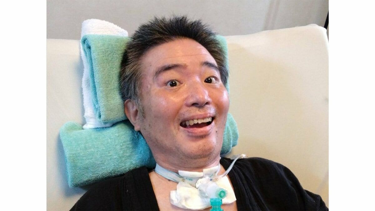 【 ALS闘病 】声優・津久井教生さん　「もどかしいですね～」ALSの進行を報告　口文字の表現低下で今後は「文字盤が意思伝達において大切なアイテムになってきます」【ニャンちゅう】