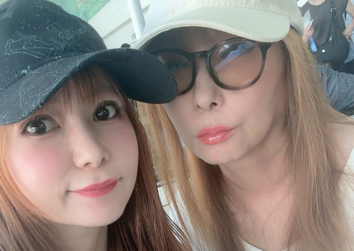 【 中川翔子 】双子は九州の曽祖母の元へ！自身は母と羽休め「桂子さんと親子親友タイムはわたしの大好きな時間というか人生！」
