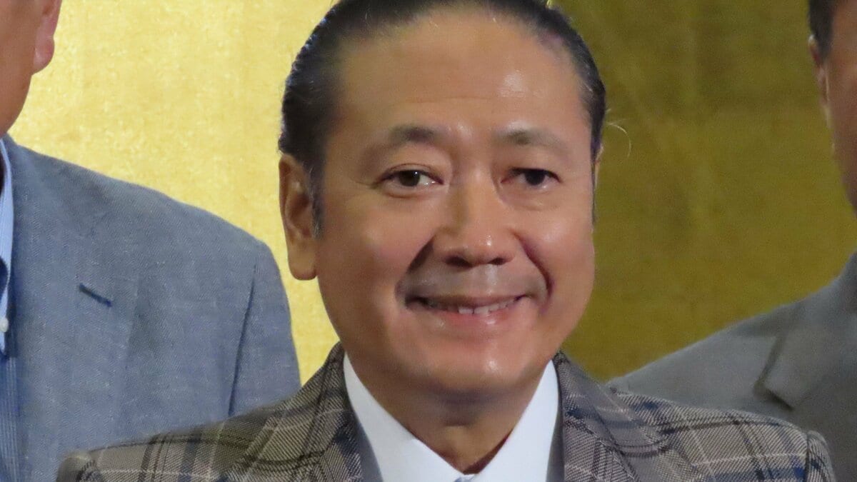 【 鎧塚俊彦 】「永遠の愛」は「小っ恥ずかしい」亡き妻・川島なお美さんへの想い語る「女房は女優に命を懸けていました」