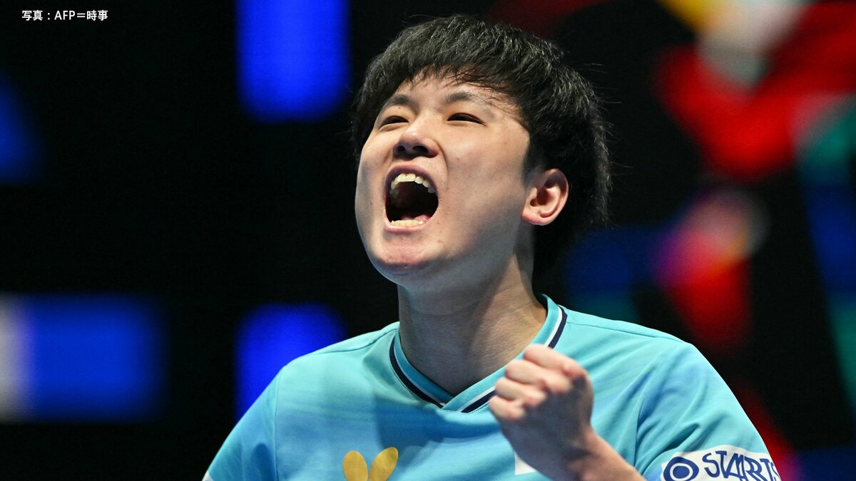 卓球男子団体、日本が中国を撃破し60年ぶり金メダル!張本智和が2勝の活躍、44年ぶりの決勝で悲願達成【アジア大会】