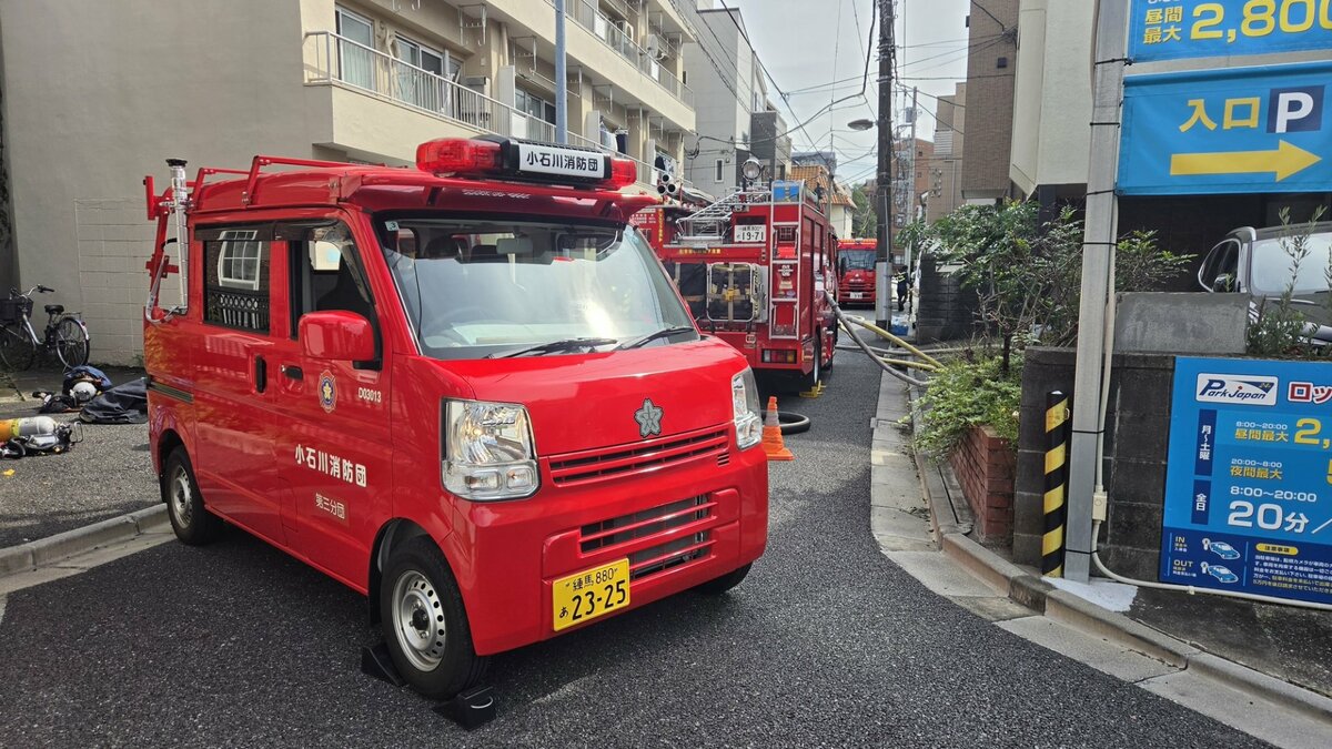【速報】東京・文京区の2階建て住宅で火事　1人死亡　ポンプ車など27台出動　後楽園駅から約600メートルの住宅街　東京消防庁など