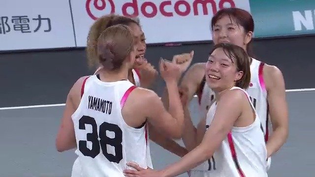 女子3x3日本代表、奇跡の大逆転で史上初の金メダル!予選リーグ敗退の危機から頂点へ【アジア大会】