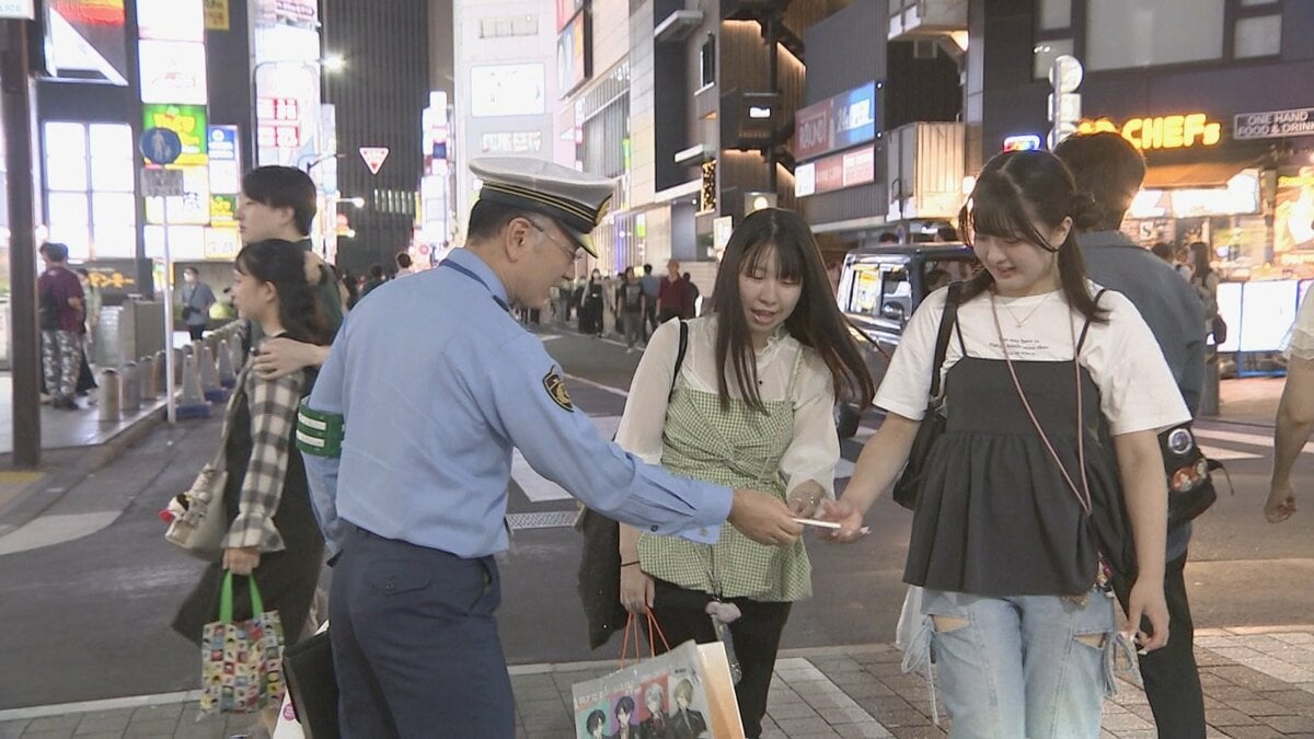 警視庁が東京・池袋で電動キックボードや自転車などの飲酒運転取り締まり 一晩で3件の酒気帯び運転など摘発