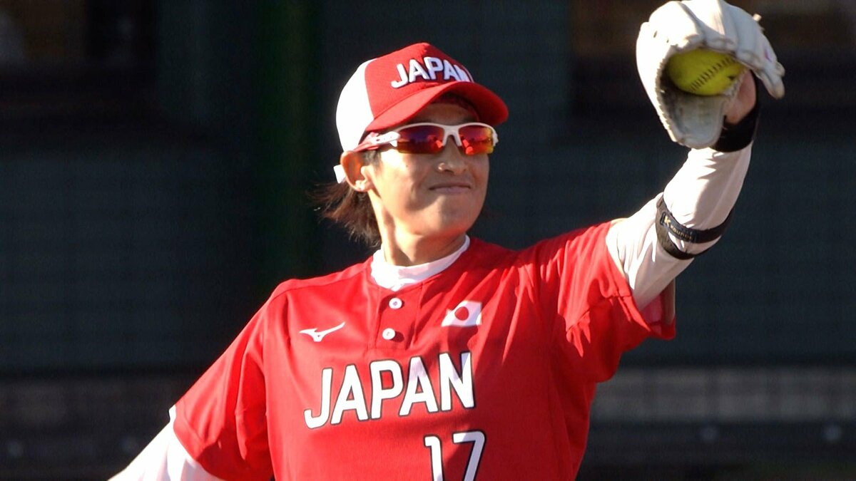 上野由岐子が今大会初&7大会連続マウンドで力投 ソフトボール日本代表は接戦制し、無傷の開幕6連勝【アジア大会】