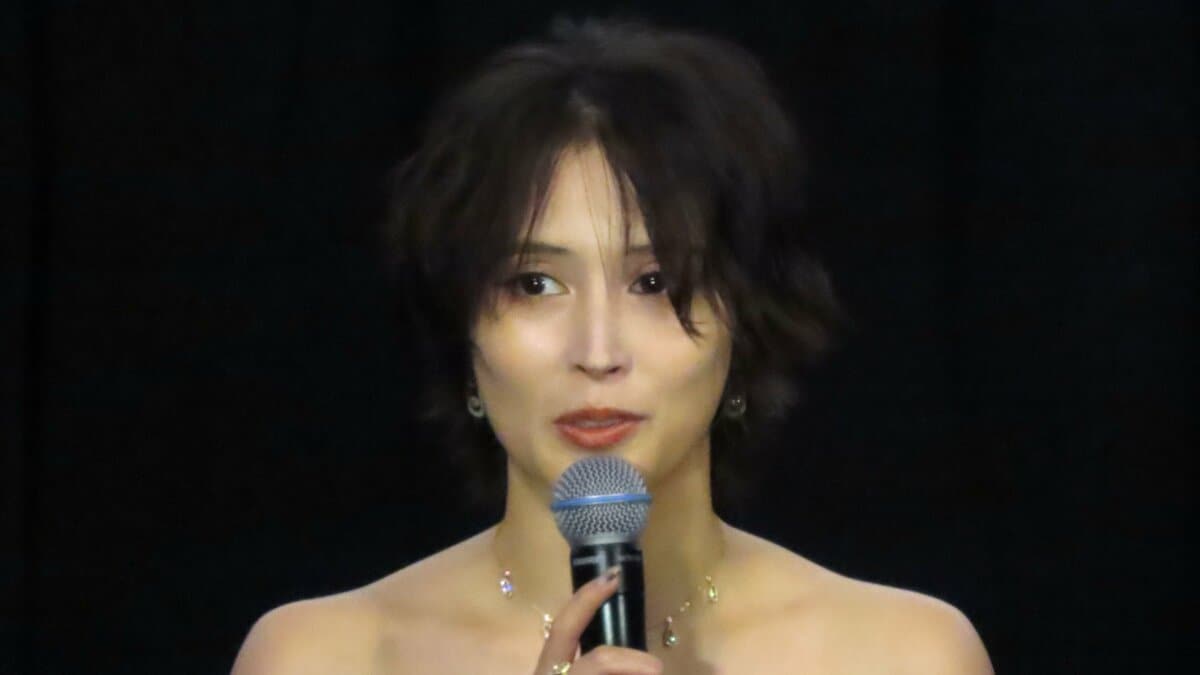 【 広瀬アリス 】役作りの減量で「もやしとブロッコリーばっかり」 撮影ではカメラマンに「よくぶつかってた」映画裏話を明かす
