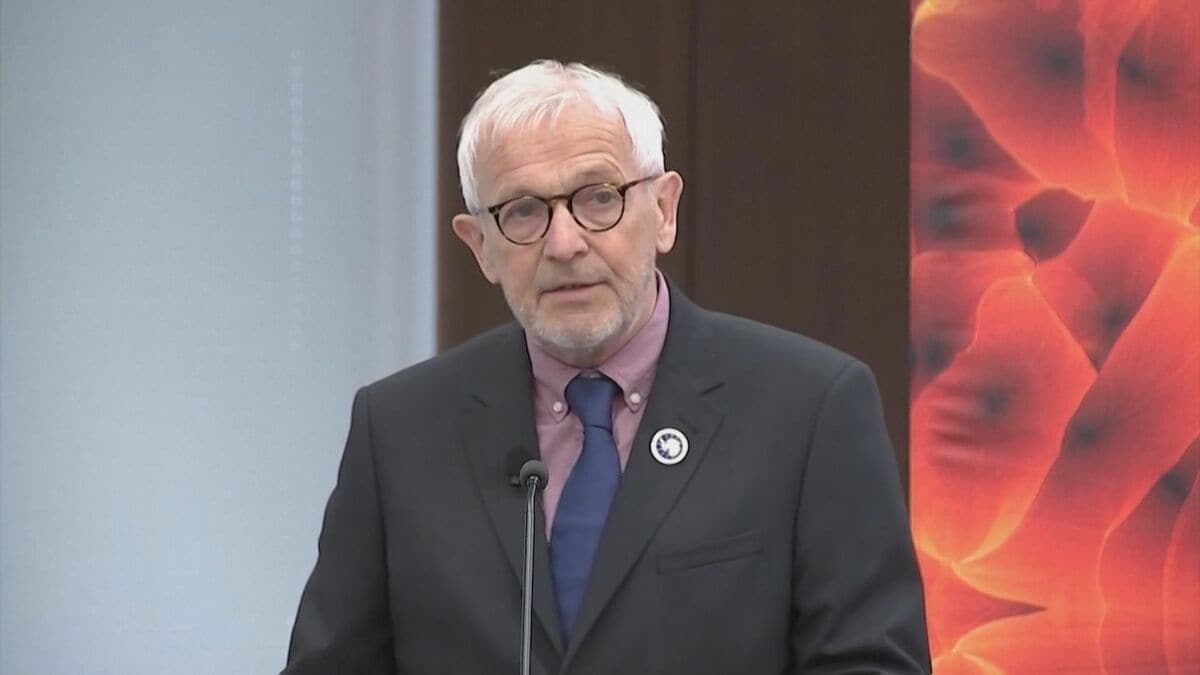 ノーベル物理学賞 米・ウィスコンシン大学フランシス・ハルツェン教授 素粒子「ニュートリノ」観測の国際プロジェクト「アイスキューブ実験」主導