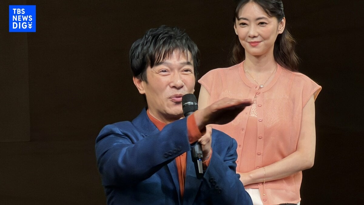 17年ぶり舞台【 堺雅人 】VIVANT共演の迫田孝也に〝通訳しづらい〟ツッコみ 女優2人からは逆にクレーム〝読み稽古の時期なのに全部覚えてる〟
