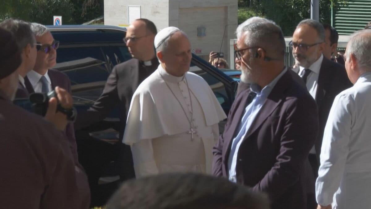 ローマ教皇レオ14世が「肺結節」で手術 組織検査で「肺腺がん」と判明も手術は成功　ローマ教皇庁発表