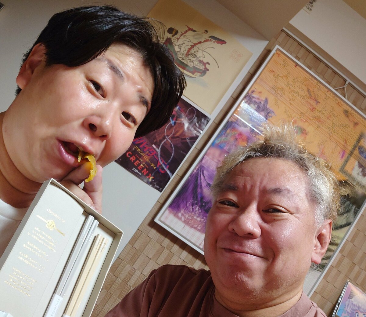 【 鈴木おさむ 】妻・森三中 大島美幸さんと24回目の結婚記念日「改めて『我々の結婚って何だったんだろうね?』と確認したところ、妻が『しゃれでしょ』と言いました。」