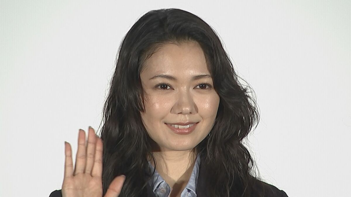 【 二階堂ふみ 】戦争孤児と向き合う教師役に苦悶〝こういう時、大人はどういう顔をするんだろう〟