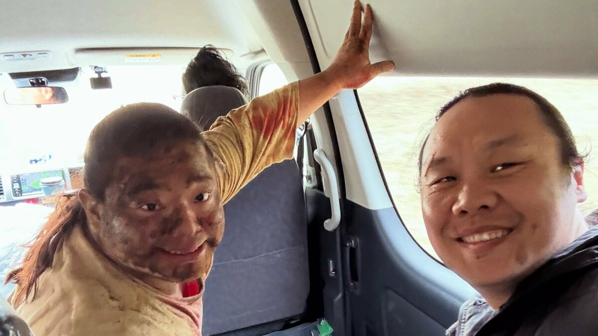 VIVANT【 チンギス 】ドラムとの貴重なオフショット公開「この写真、ずっと大切に保存していました」