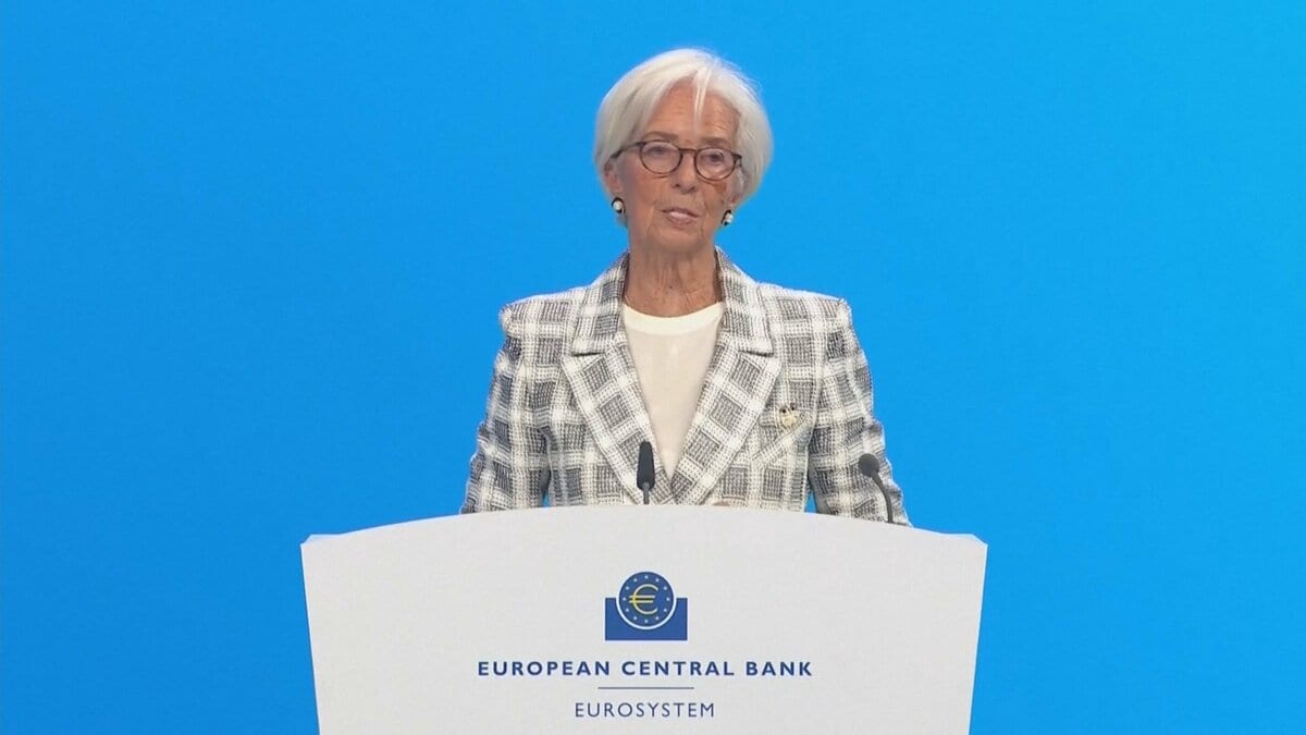ヨーロッパ中央銀行 ラガルド総裁が任期途中で辞任へ フランス大統領選で極右政党が勝利した場合に備え後任人事急ぐ狙い