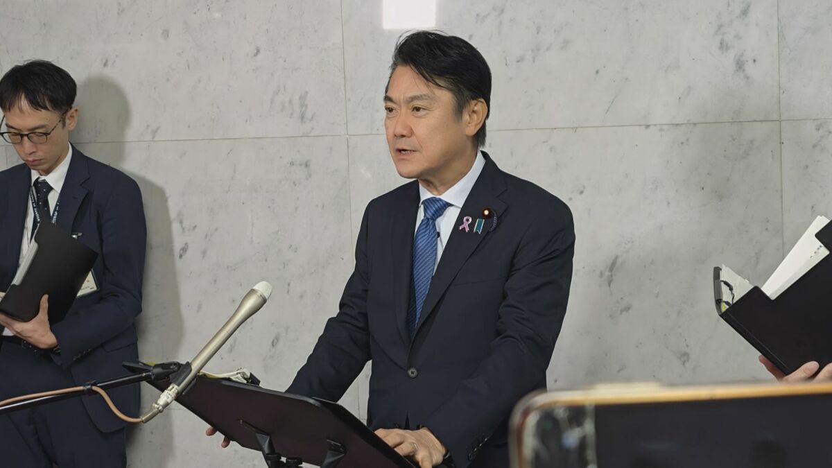 法務省とJリーグが刑務所作業品でコラボ　サッカーボールモチーフクッションなどコラボならではの製品も　12月の「全国矯正展」でお披露目・販売も