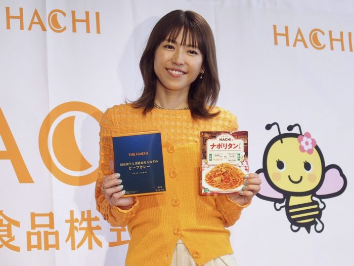 若槻千夏が“レトルト代表”を公言！ ハチ食品『2026年春夏向け新商品発表会』