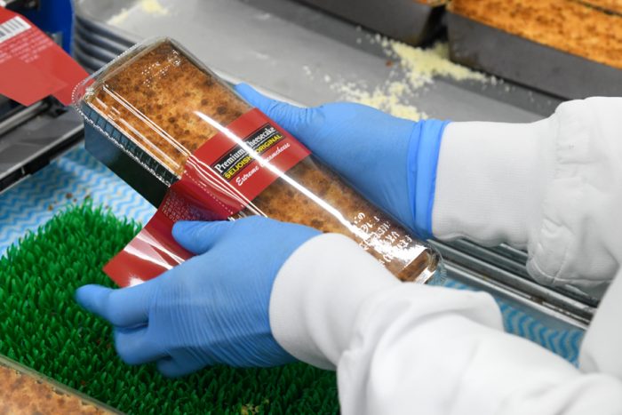 大人気ポテトサラダや麻婆豆腐のおいしさが分かる裏側も！ 「成城石井自家製」惣菜を生み出すセントラルキッチンに潜入