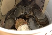 「貯金箱開けたらこれ」貯金箱の中で樋口一葉が泣いている！？