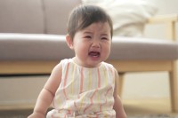 孤独な育休延長中、救いだと思った出会いが一変。児童館で出会ったママ友に家へ招かれた結果