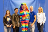 Booking.com ブッキング・ドットコム＿ LGBTQ+ について学ぶホテル向け「Travel Proud」プログラム日本語版を提供開始、無料オンライントレーニング「Proud Hospitality」で認証取得