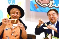 福島 浜通りの復興と“いま”を親子40人が体感　復興庁「親子ヒラメ釣り大会 in 浜通り」で つるの剛士＆輿水恵一副大臣も共感「海も復興している 好きになってまた来てほしい」