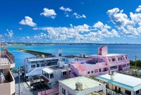 沖縄 北谷町港「THE SHORE INN COAST LIFE」1フロア1部屋 全5室だけの完全プライベート設計ホテル 誕生　海と暮らすように滞在する“極上の隠れ家”