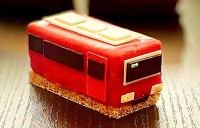 赤い名鉄ケーキ爆誕！ ANAクラウンプラザホテルグランコート名古屋 10/1〜10/14 数量限定販売 鉄道の日ケーキ「スカーレット」950円がめちゃ気になる！ その味は…