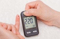 日本生活習慣病予防協会　長い連休は糖尿病リスクが高まる危険性↑　血糖値の重要な指標「HbA1c」をチェックして対策を　一無 二少 三多を心がけて予防