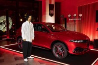 アルファ ロメオ 60台限定車 TONALE Ibrida Sport Speciale の魅惑と根底にある Alfa Romeo 設計思想　斎藤工×FPM田中知之が 映画=音楽=アルファロメオ に通じる美学を語る夜