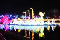 東京ドイツ村の夜が台湾夜景に☆ ランタンフェスティバル2026開幕♪ 中国伝統灯籠の絶景空間が東京からクルマで50分で行ける奇跡☆ 台湾屋台グルメも♪ 動画＆画像でチェキ