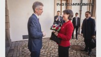 “台湾次期副総統をチェコで中国大使館関係者が尾行か 関係者は尾行を否定”台湾メディアがチェコメディアもとに報道