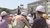 東京・町田市で新小学1年生が横断歩道の渡り方学ぶ　警視庁町田署