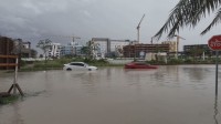 1日で1年間の降水量を超える大雨も　中東で広範囲にわたり記録的な雨　UAEの空港一時閉鎖　一部地域では死者も