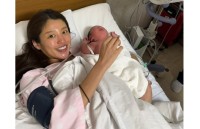 岡副麻希さん　第１子出産を報告　3186gの女の子　「出産方法も想定外でした」「改めて人のあたたかさを感じ」