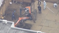 建設現場でショベルカーが横転　下敷きになった50代男性1人死亡　ほかにも男性1人けが　東京・世田谷区