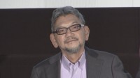 『エヴァ』庵野監督　左脚骨折の詳細　妻の安野モヨコさん「折れたというより割れた」「監督は怪我の理由を公開したくない」　レントゲン写真公開し説明