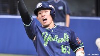 【ヤクルト】2連勝 カード勝ち越し 増田に2号同点弾 2死満塁から捕逸間に勝ち越し 村上に先制打も 終盤打線爆発で突き放す