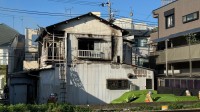 2階建て店舗兼住宅が全焼　1人が死亡　住人の90代女性と連絡取れず　東急電鉄久が原駅近くの住宅街　東京・大田区