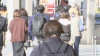 日本の幸福度平均は10段階で6.6　男性よりも女性の幸福度高く　子どもとの同居もプラスの効果