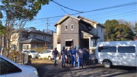 木造2階建て住宅が全焼し焼け跡から1人の遺体　30代次男と連絡取れず　茨城・土浦市